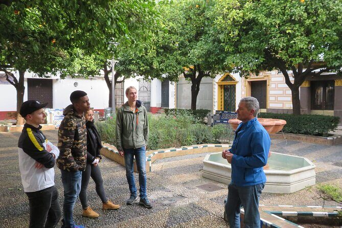 3-hour Guided Bike Tour along the Highlights of Seville - San Telmo Palace and the Maria Luisa gardens connection