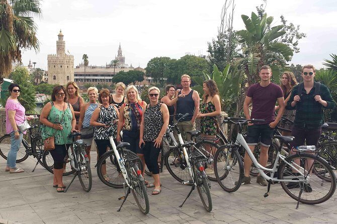 3-hour Guided Bike Tour along the Highlights of Seville - The oldest royal house pass-by: a memorable teaser for later