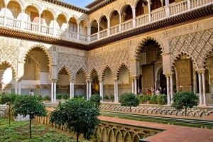 3-hour Seville Cathedral and Alcazar Skip-the-Line Combo Tour - Entering Seville Cathedral: Mosque Roots to Cathedral Marvel
