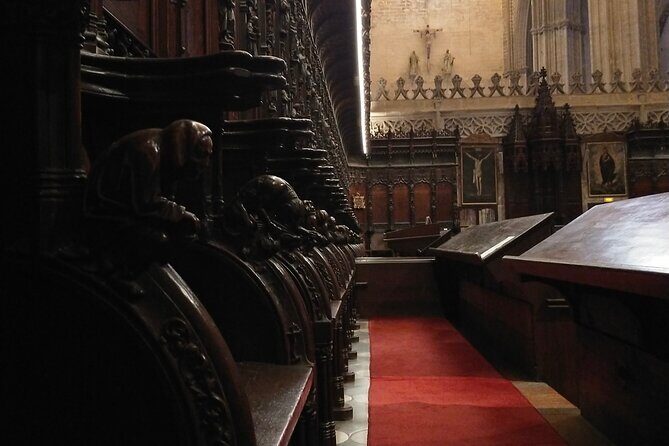 Alcazar and Cathedral, the must-sees, private tour. - Seville Cathedral: Gothic scale plus the mosque-to-cathedral connection