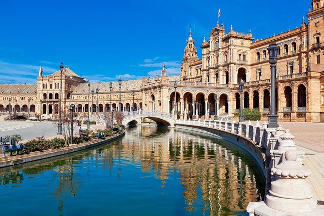Alcazar, Cathedral, Plaza De España And Maria Luisa Park Private Tour - Key things that make this tour worth your time