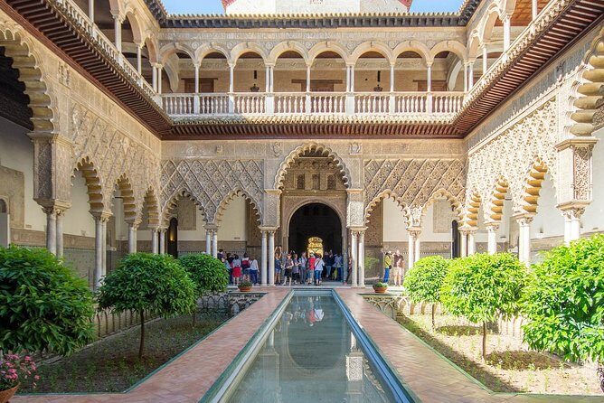 Alcazar de Sevilla Private - Practical tips: meeting point, timing, and phone reality