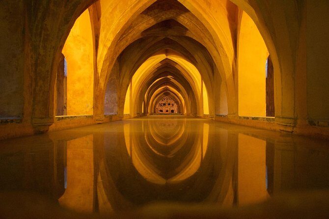 Alcazar de Sevilla Private - The gardens: 60,000 m² of planted history