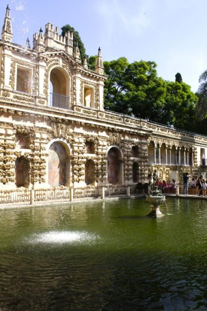Alcázar Guided Tour & Rooftop Tour - Key highlights you’ll feel right away
