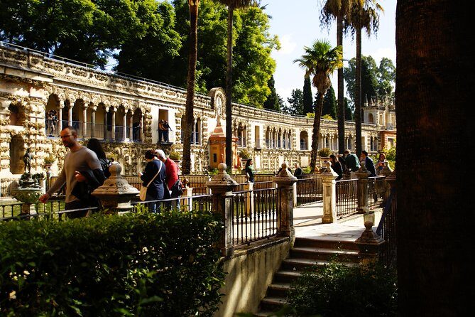 Alcazar of Seville Exclusive Group, max. 9 travelers - Price and value: what $64 covers in real terms