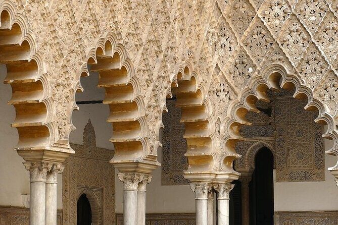 Alcázar of Seville. Skip the line! Includes access ticket - Price and logistics: is $53.10 worth it?