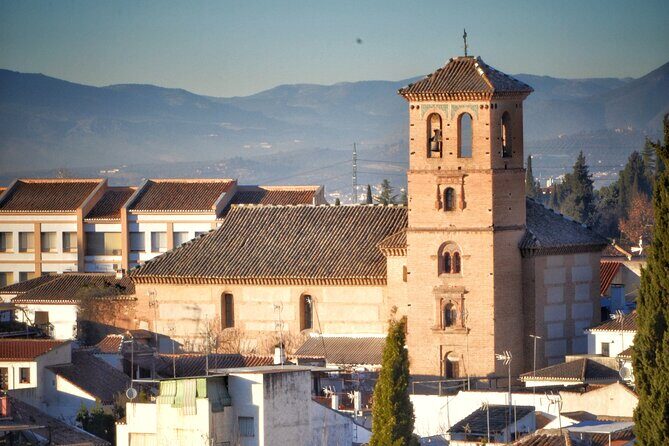 Alhambra Private Tour & Nazaries Palaces from Seville with Pickup - Palace of Carlos V: the contrast that makes the whole complex click