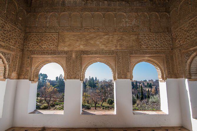 Alhambra with Nazaries Palaces Private Tour from Seville - Tickets, headsets, and the part you should verify