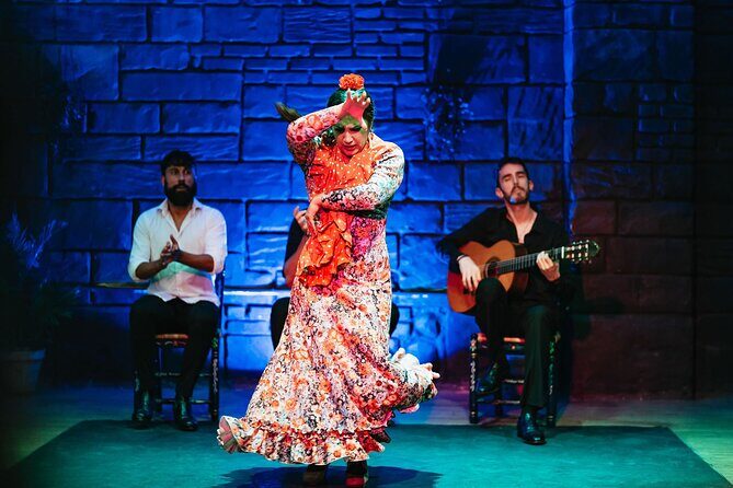 Baraka Triana. Flamenco show with drink - Getting There in Triana: Location and Finding the Room