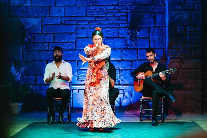 Baraka Triana. Flamenco show with drink - Who Should Book This Flamenco Show?
