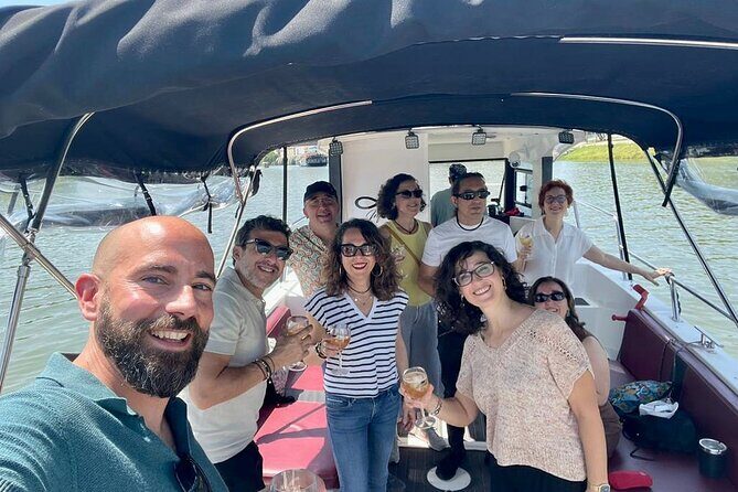 Boat Trip "Los Rincones del Guadalquivir" - Seville boat tour energy: a calm ride with built-in photo moments