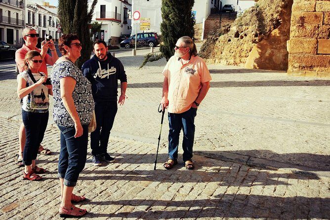 Carmona and Necropolis: Guided Day Tour from Seville - Carmona’s old town walk: Mudejar temples and convents on narrow lanes