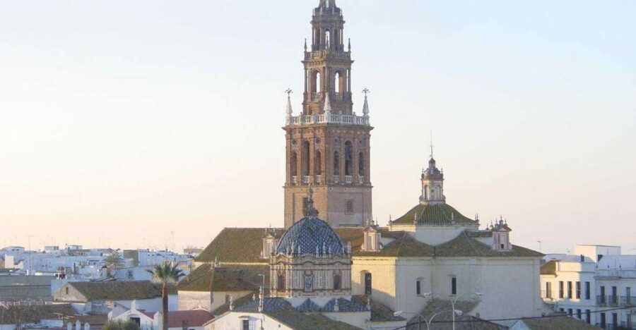 Carmona and Necropolis Tour from Seville - Getting There From Seville: Pickup and the 40-Minute Ride