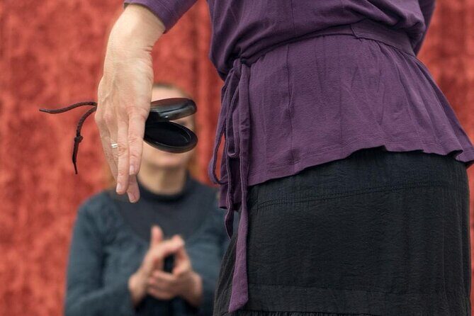 Castanets for Beginners: Introduction Class (with Dance Demo) - Finding the Plaza San Marcos meeting point (and the quick walk)