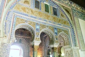 Cathedral and Real Alcàzar in Italian - Inside Seville Cathedral: what to watch for beyond the postcard
