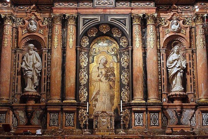 Cathedral & Giralda of Seville Exclusive Group, max. 9 travelers - Should you book? My practical take