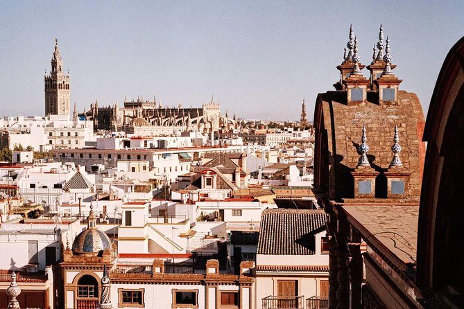 Complete Triana Tour "Corrales included" - Bridges and Patios: Puente de Triana and the Courtyard Feeling