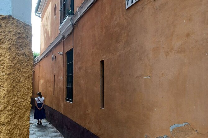 Contrasts of Seville - Marta’s Guide Style: History, Legends, and Real-World Advice