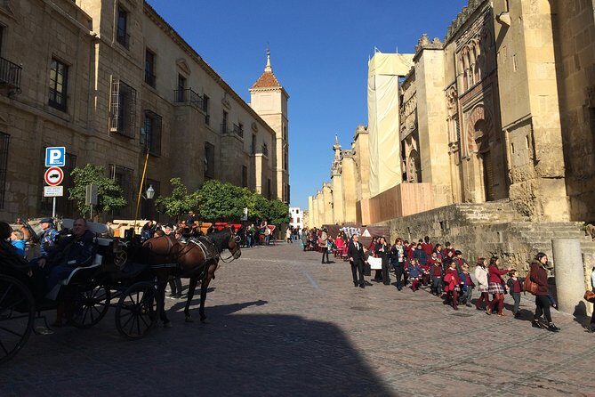 Cordoba City Tour with Mosque-Cathedral from Seville - Córdoba Synagogue visit: small building, strong atmosphere (watch for Mondays)
