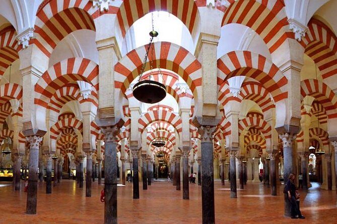 Cordoba Highlights: Guided Day Tour from Seville - Why Córdoba feels different from Seville (even though they’re neighbors)