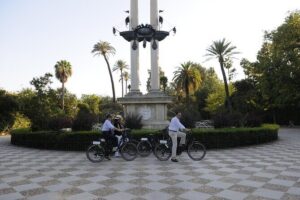 E-Bike Rental - The Route You Can Build: Plaza de España, Triana, and Old Seville