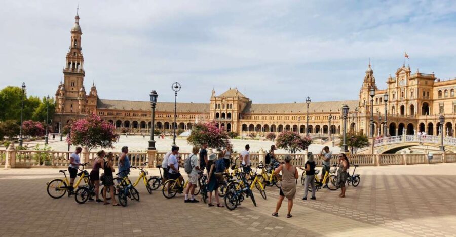 E-Bike Rental one day - How to use Seville’s bicycle lines without overthinking it