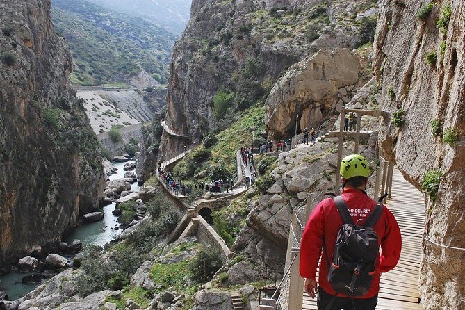 El Caminito del Rey Path - Footwear and Comfort: The Non-Negotiables