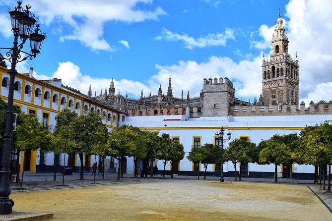 Essential Seville Tour - Archivo General de Indias: the colonial link told through the streets
