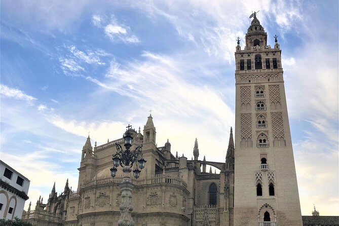 Essential Seville's Ancient History: An Audio Tour - Plaza Nueva start: getting oriented fast in Seville’s center