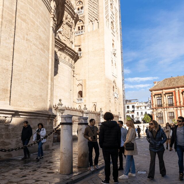 Exclusive Seville: Hidden Gems and Iconic Landmarks Tour - Starting at Puerta de Jerez: Find the Fountain, Then the Guide