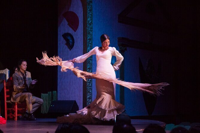 Flamenco Show and Dinner in Seville - Getting There and the Return Panoramic Ride: Simple Tips That Avoid Headaches
