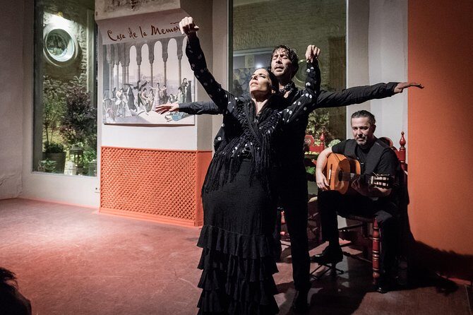 Flamenco Show at Casa de la Memoria Admission Ticket - 19:30 or 21:00: picking the showtime that fits your night