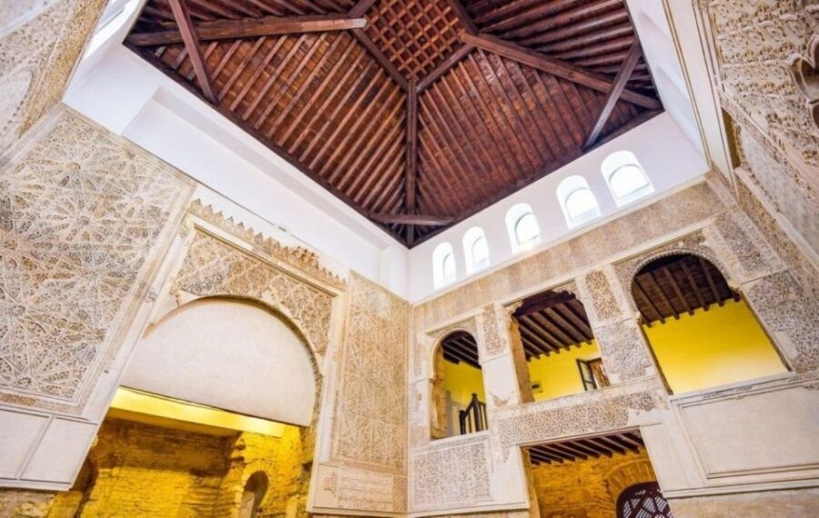 From Seville: Cordoba Full-Day Tour with Tickets Included - Pickup in Seville and the coach ride setup: how to start the day smooth