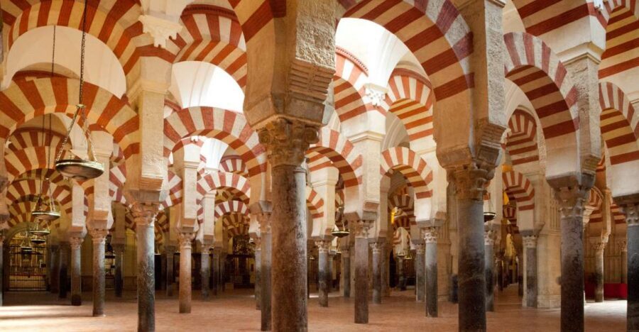 From Seville: Cordoba, the Mosque and Carmona Day Trip - Morning Departures: The Drive Between Seville and Córdoba