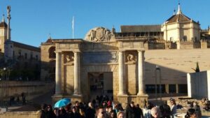 From Seville: Full-Day Essential Córdoba Tour - Carmona Photo Stop: A Quick Andalusian Warm-Up