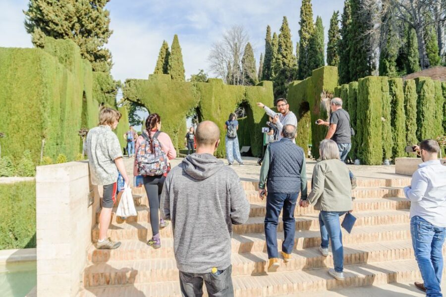 From Seville: Granada Day Trip Alhambra and Albaycin - Short Free Time in the Alhambra: How to Spend It Smart