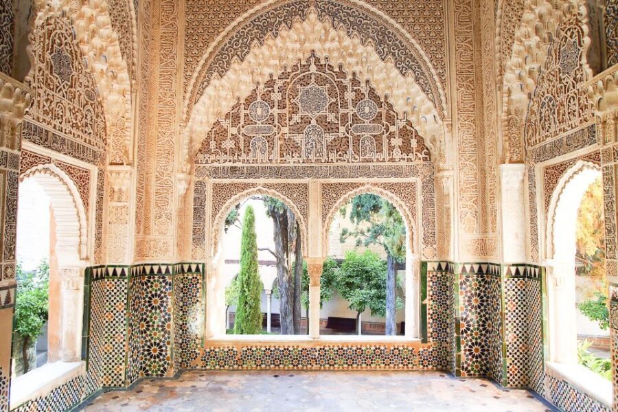 From Seville: Granada Day Trip with Alhambra and Albaicín - A Granada Day Trip That Actually Helps You Read the Alhambra