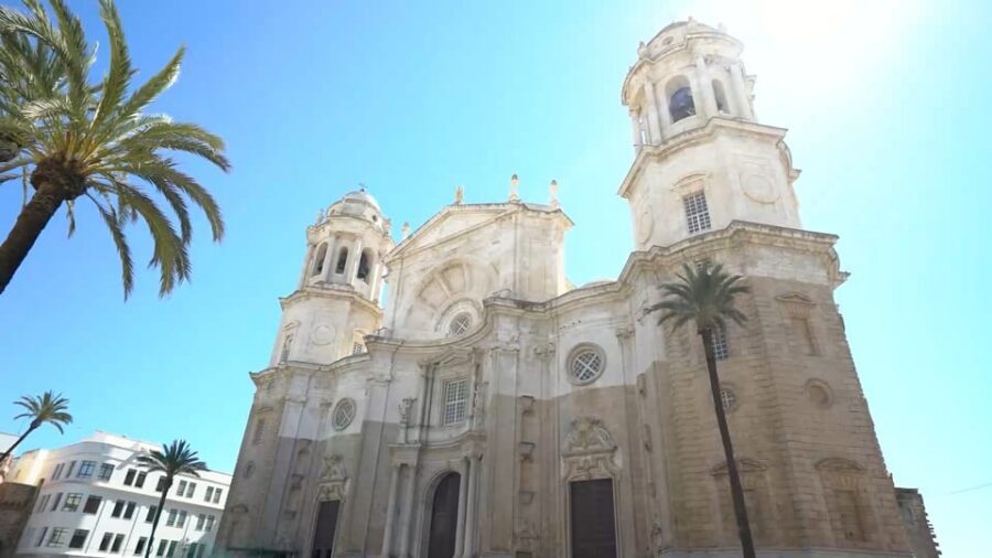 From Seville: Jerez, Cádiz and Andalusian Horses - The Timing Truth: Is 10 Hours Too Much or Just Right?