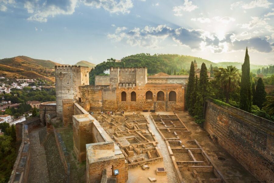 From Seville: Private Granada Day-Trip with Alhambra Visit - Albaicín before the palace: get your bearings the Granada way