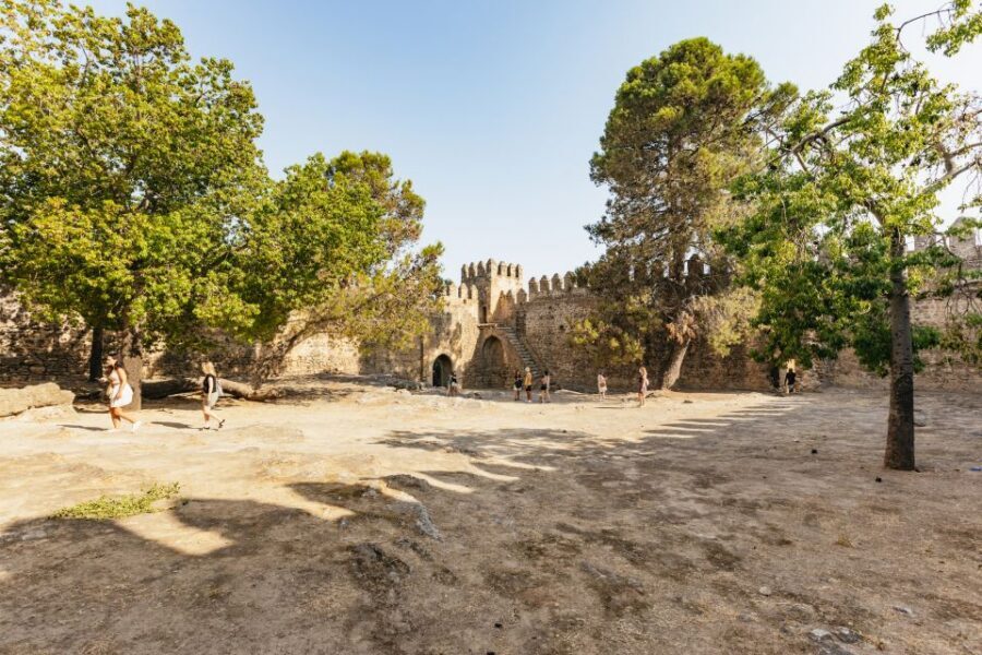 From Seville: Pueblos Blancos and Ronda Full-Day Trip - Zahara de la Sierra and the Aguzaderas Castle Route