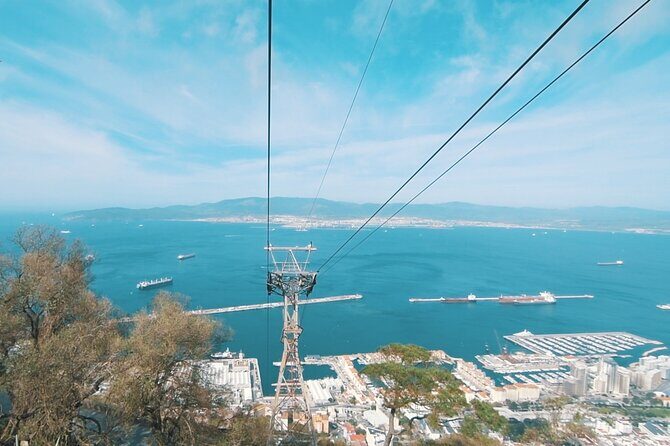 Gibraltar DayTrip from Seville: Rock Tour, St. Michael & Monkeys - What’s included, what’s not: the value math
