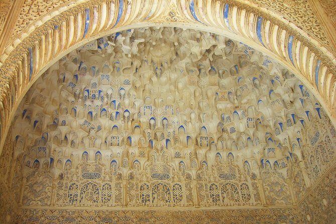 Granada Day Trip: Alhambra & Nazaries Palaces from Seville - Guides and audio: when the experience clicks (or doesn’t)