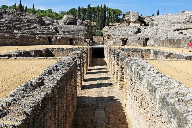 Group Excursion from Seville to Italica (Seville Roman Town) - Italica’s archaeological ensemble: where the Roman story gets real