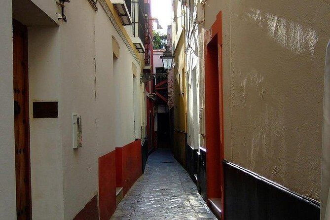 Guided Tour of Santa Cruz Jewish Quarter, Alcázar, and Cathedral - Should you book this Santa Cruz–Alcázar–Cathedral tour?