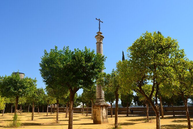Guided tour of the Monastery of San Isidoro del Campo - Timing in Seville: why the 12:30 start can work well