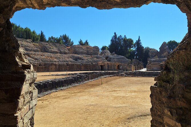 Guided Tour to Italica, City of Emperors - Why the art-history style images make a difference