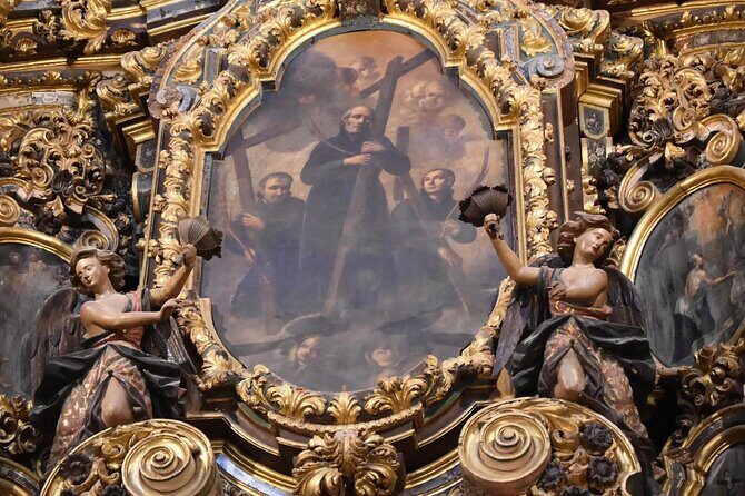 Guided walking tour to Setas, La Macarena and Dueña's Palace in Seville - Santa Marina: Mudejar church surroundings and the point of the finish