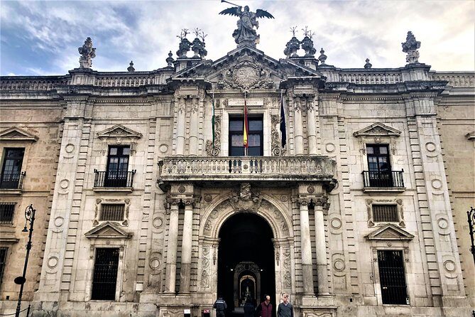 History of Women of Seville Private Tour - Stop 5: The Life of the Cigarreras (Working Women, Not Footnotes)