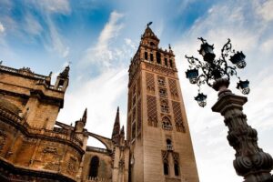 Horse and Carriage Sightseeing Tour in Seville - The Route: What You’ll See and What It Means