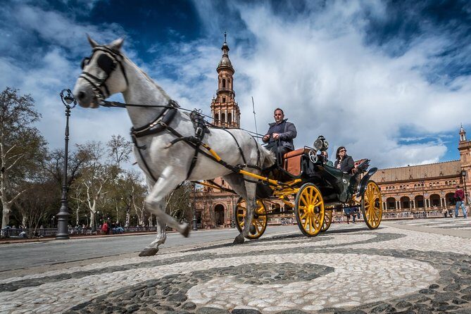 Horse and Carriage Sightseeing Tour in Seville - Champagne Upgrade: Worth It or Skip It?